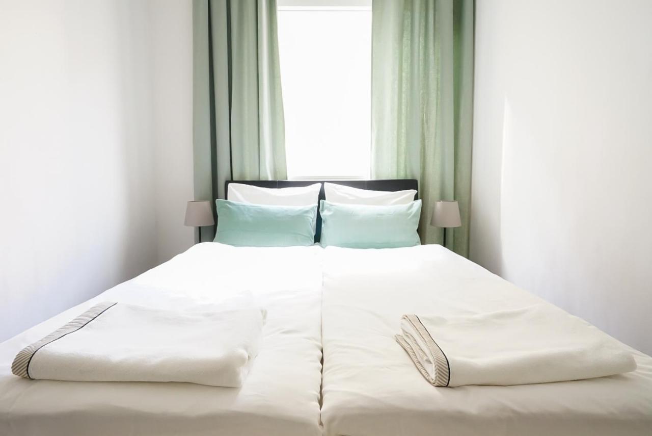 Wonderful big apartment near Yppen Market Wenen Buitenkant foto
